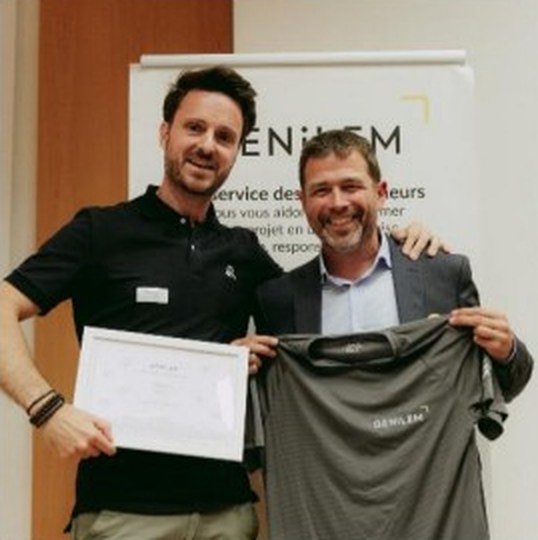 Michael Ingram de Revario et un coach GENILEM